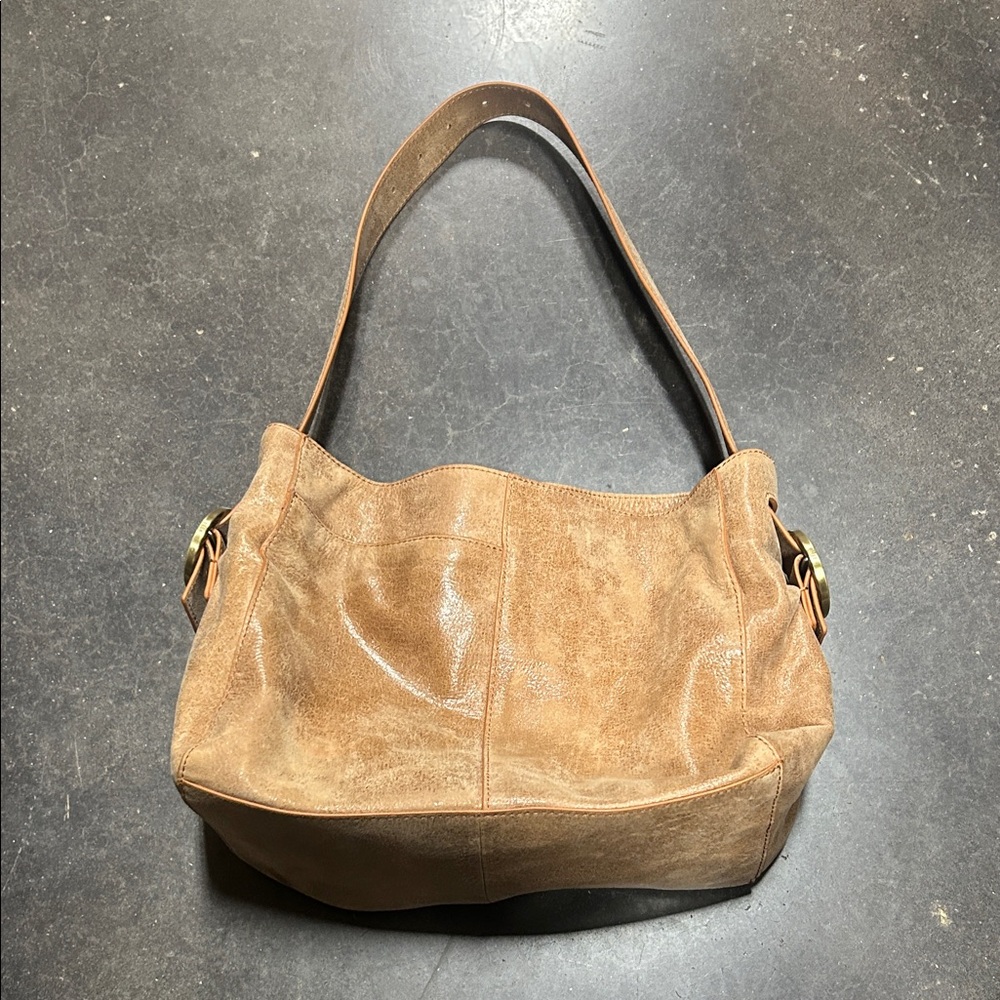 HOBO Elegant Tan Leather Shoulder Bag